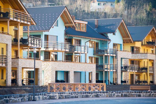 Resort Walensee Appartements Unterterzen Exteriör bild